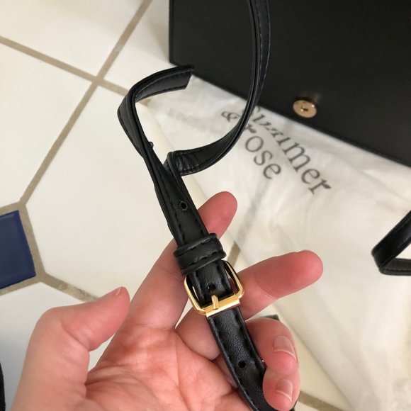 NWOT Black & White Piper Summer & Rose Crossbody - Picture 5 of 8